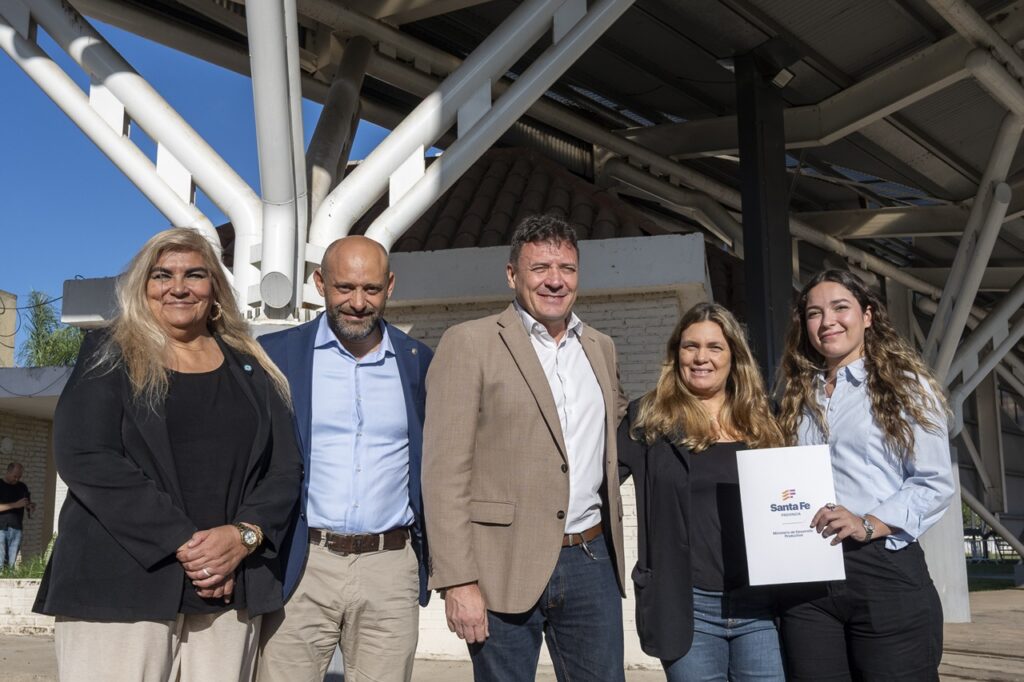 Reformarán por completo los baños del Parador Turístico
