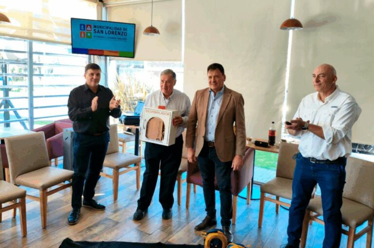 La Municipalidad incorpora desfibriladores automáticos en estaciones de servicio