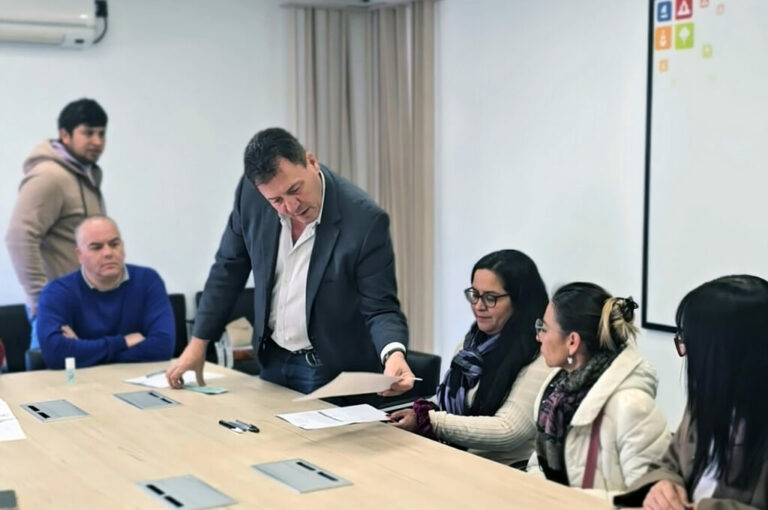 FAE: la Municipalidad de San Lorenzo hizo un nuevo aporte de más de 52 millones de pesos a escuelas