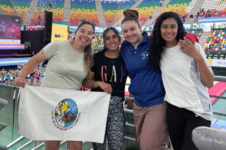 Profesoras de gimnasia de la Municipalidad participaron de la clínica que dio Simone Biles en Buenos Aires