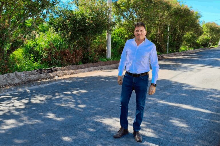 La Municipalidad completó la pavimentación de calle Intendente Vivas La Municipalidad completó la pavimentación de calle Intendente Vivas