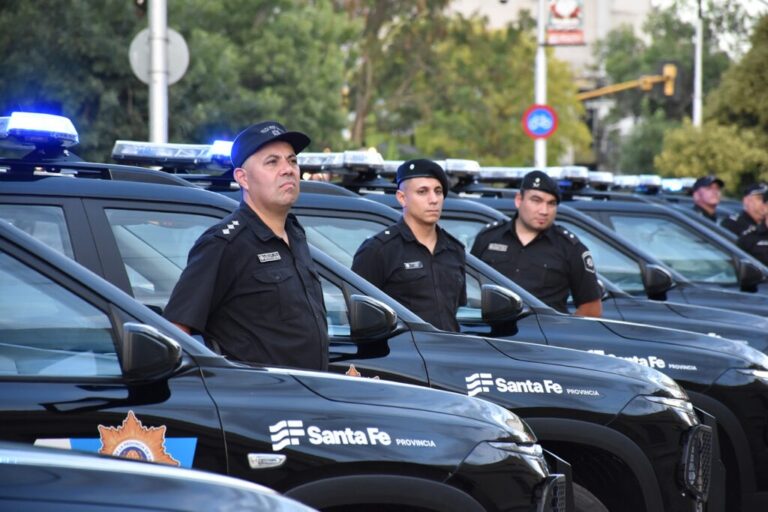 San Lorenzo recibió siete camionetas para el patrullaje de sus calles